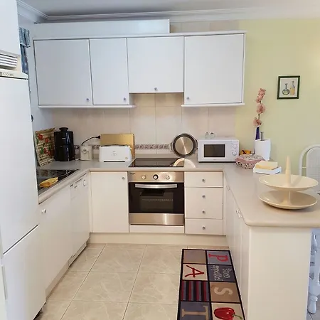 With One In Puerto De La Cruz, With Pool Access, Furnis